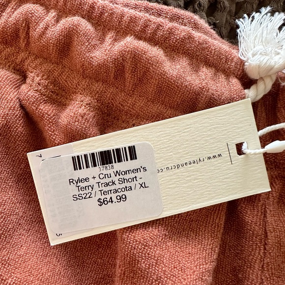 Rylee + Cru women’s terry terracotta track short - Picture 3 of 5
